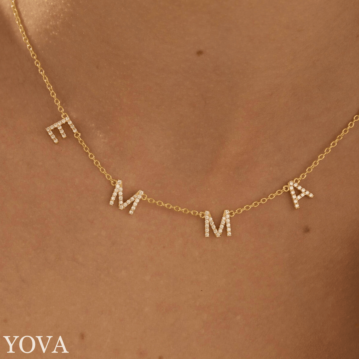Collier lettres initiales strass prénom personnalisé minimaliste - YOVA